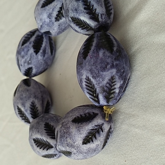 Purple "bead" stretch bracelet - Picture 2 of 4